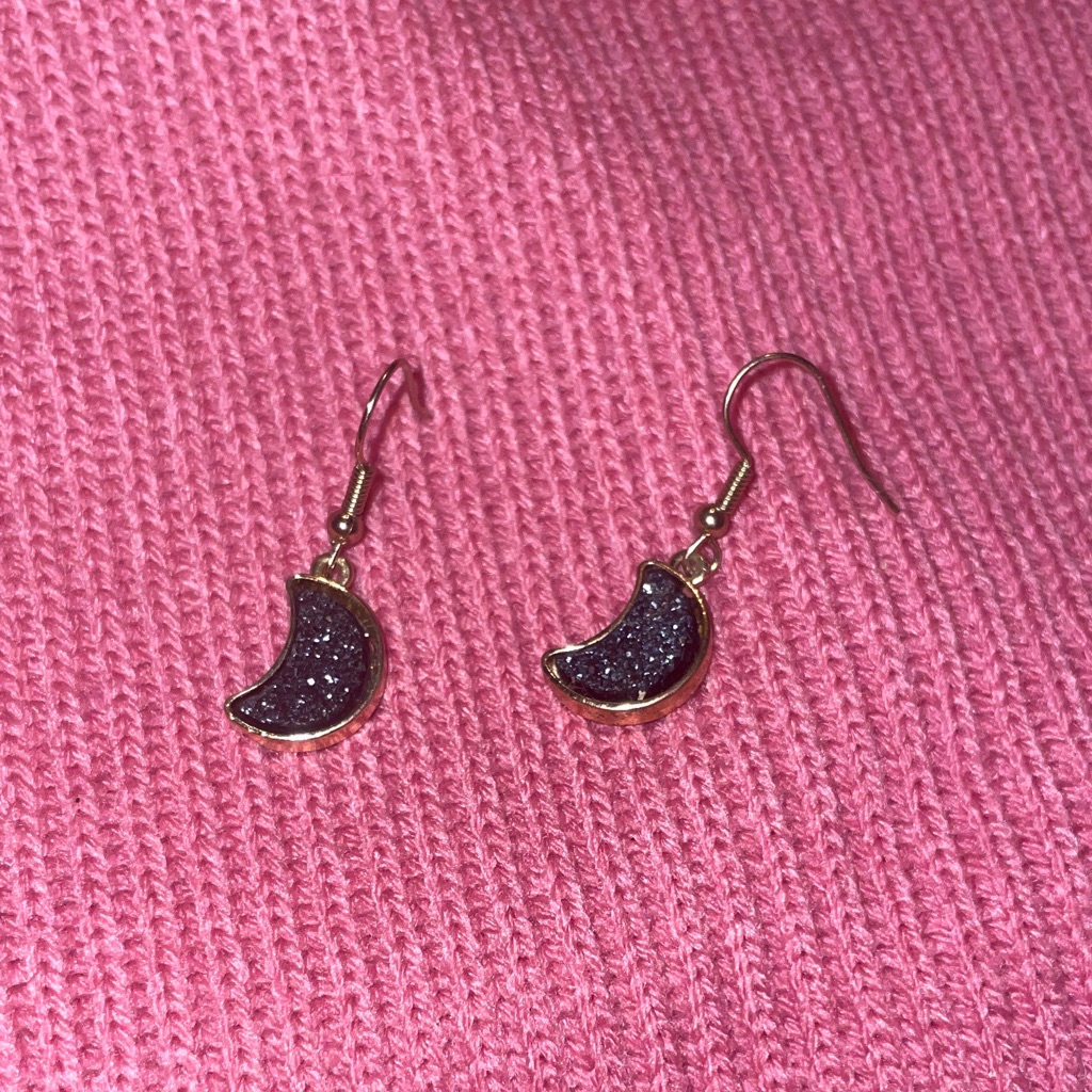 Elegant Gold And Black Crescent Earrings